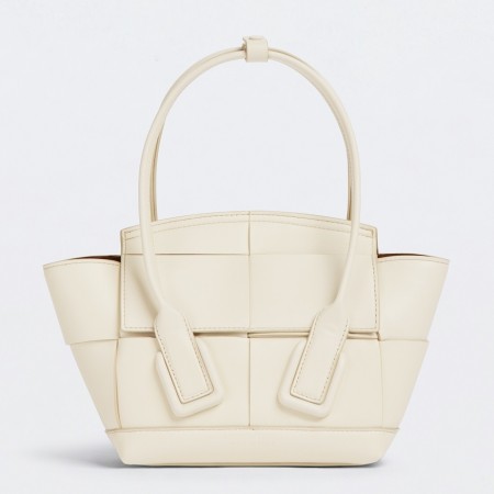 Bottega Veneta Mini Arco Bag In White Intrecciato Calfskin