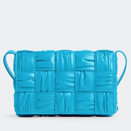 Bottega Veneta Cassette Bag In Pool Foulard Intreccio Leather