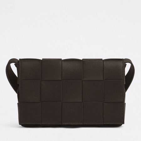 Bottega Veneta Cassett Bag In Fondant Intrecciato Lambskin