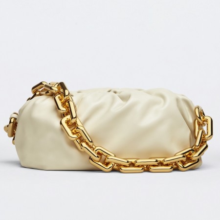 Bottega Veneta The Chain Pouch In Plaster Calfskin