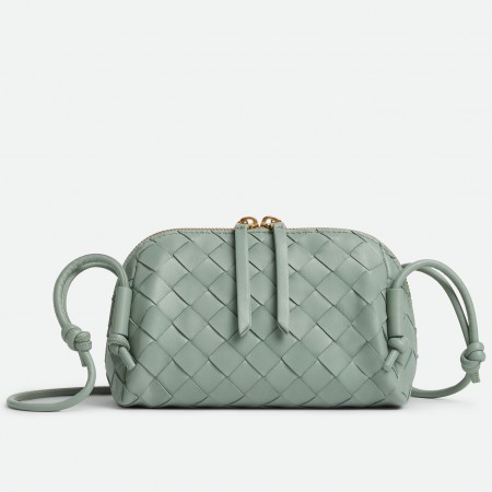 Bottega Veneta Concert Pouch in Sauge Intrecciato Lambskin