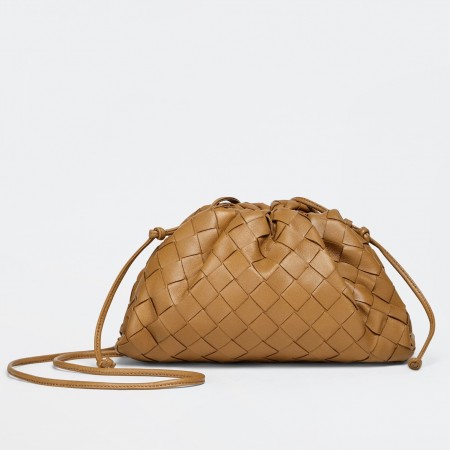 Bottega Veneta Mini Pouch In Caramel Intrecciato Lambskin