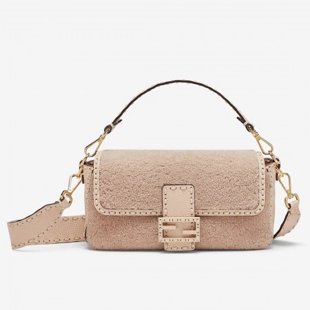 Fendi Medium Baguette Bag In Beige Shearling