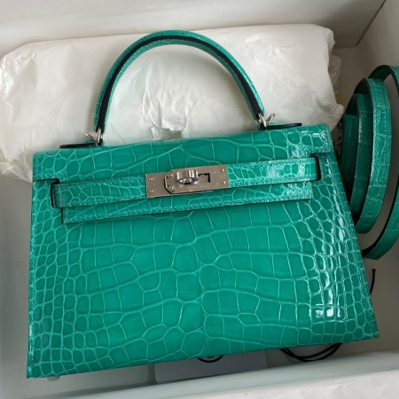 Hermes Kelly Mini II Sellier Handmade Bag In Vert Jude Shiny Alligator Leather