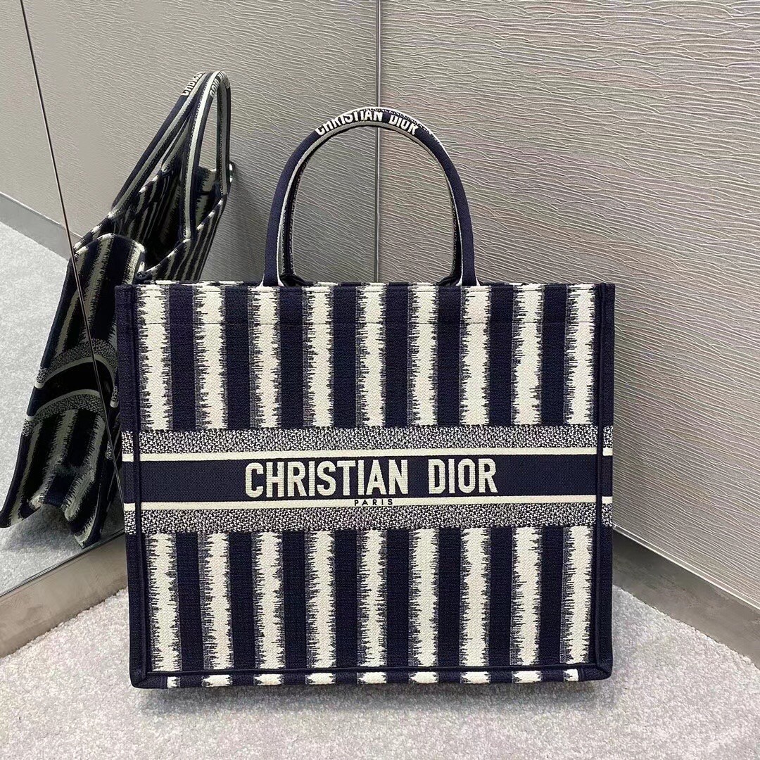 D*or book tote bag in blue stripes embroidery