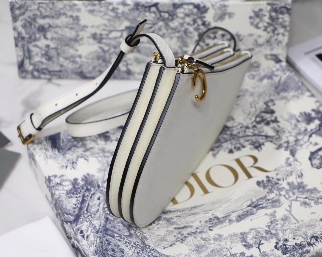 D*or saddle trio pouch with strap in white calfskin