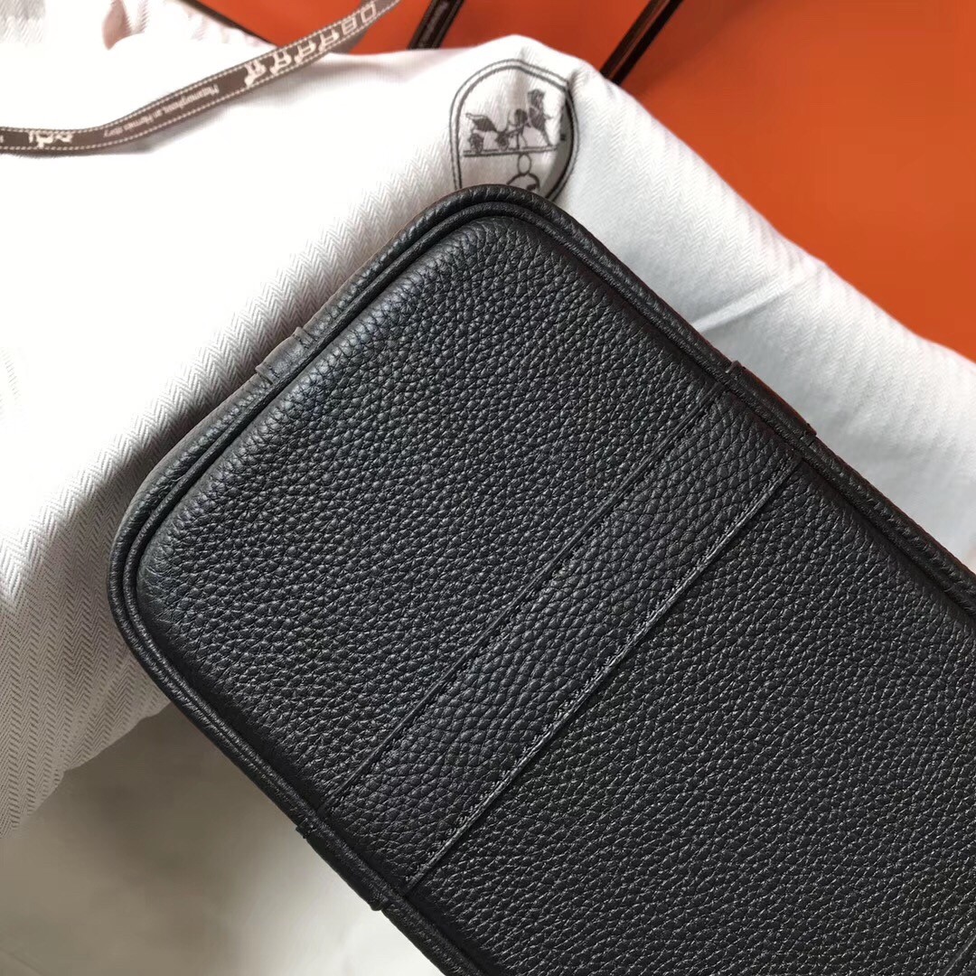 H**mes garden party 30 bag in black clemence calfskin