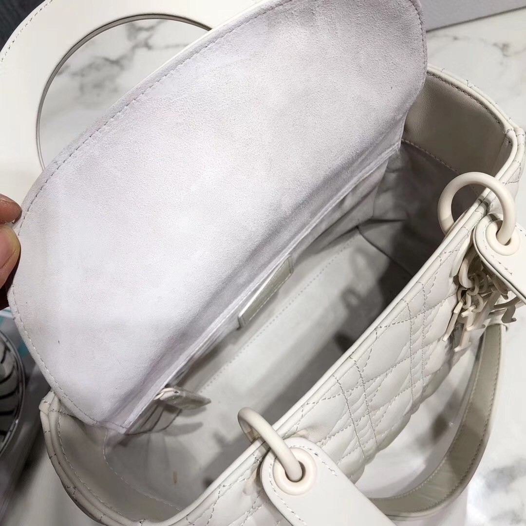 D*or medium lady D*or bag in white ultra matte calfskin