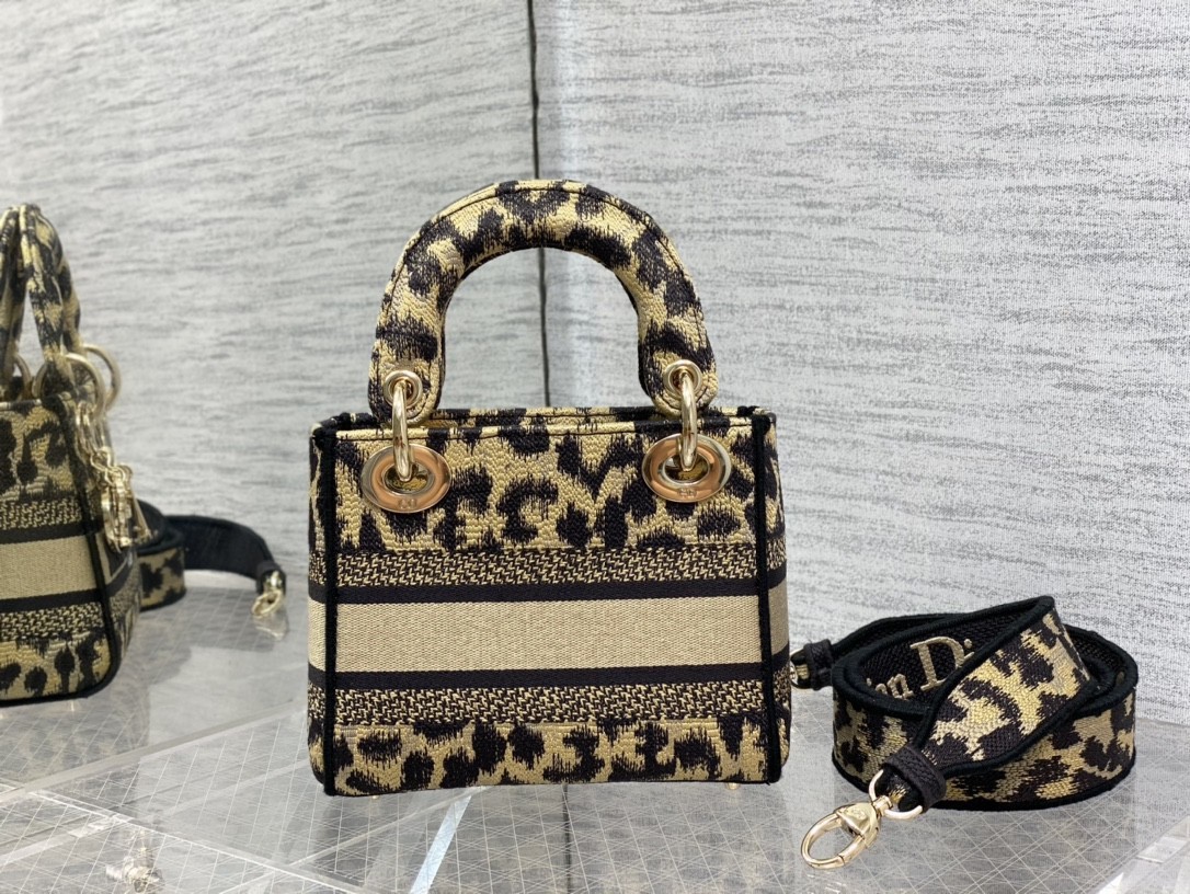 D*or mini lady d-lite bag in beige multicolor mizza embroidery