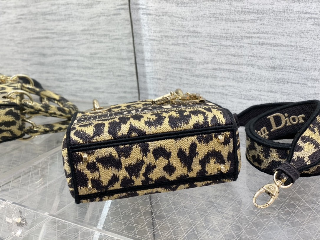 D*or mini lady d-lite bag in beige multicolor mizza embroidery