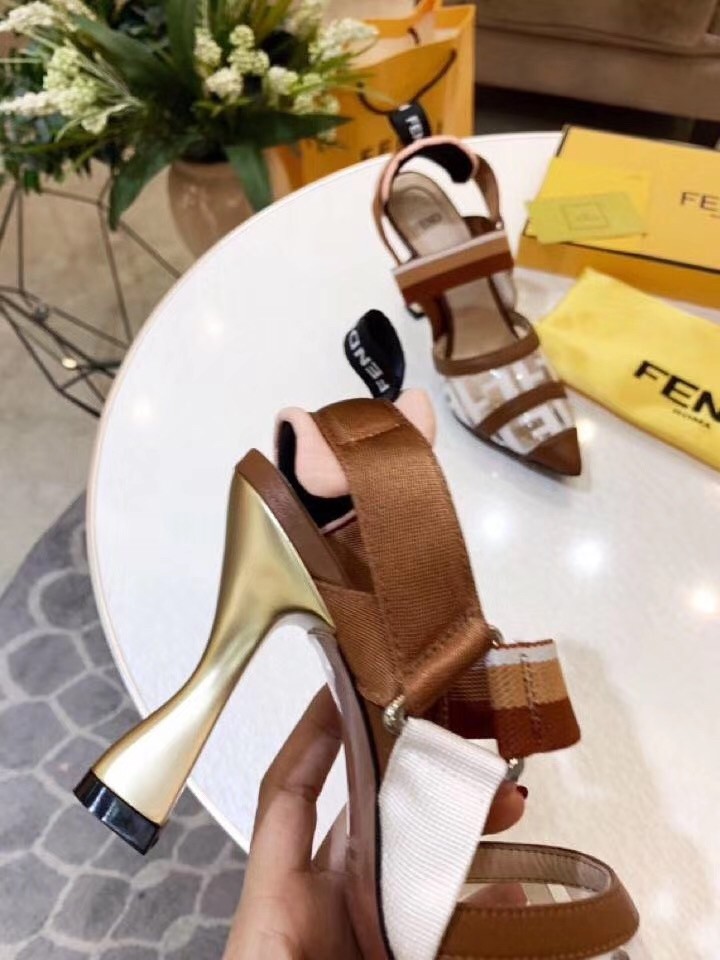 F**di white pu colibri slingbacks 85mm pumps