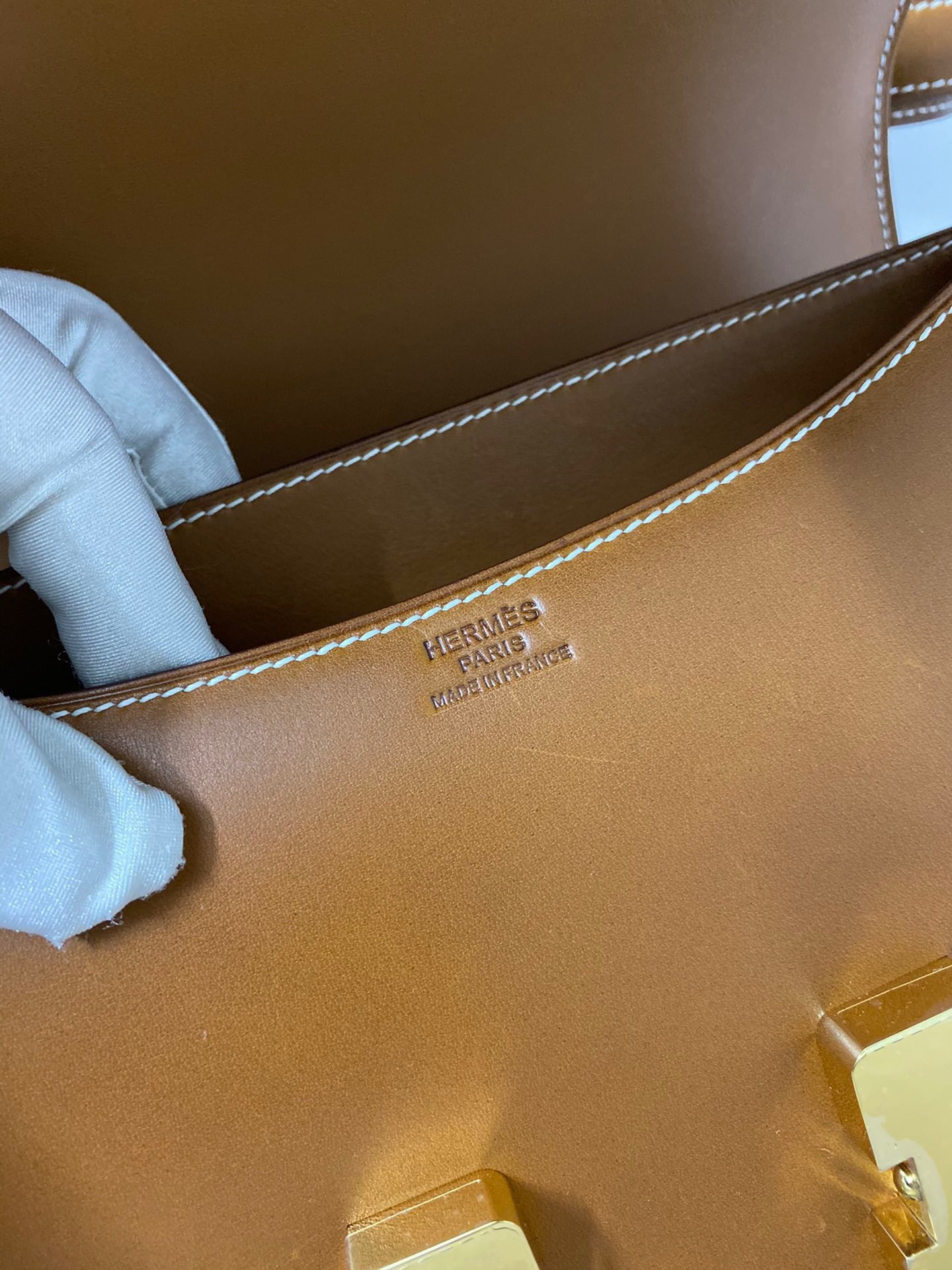 H**mes constance 24 handmade bag in gold barenia calfskin