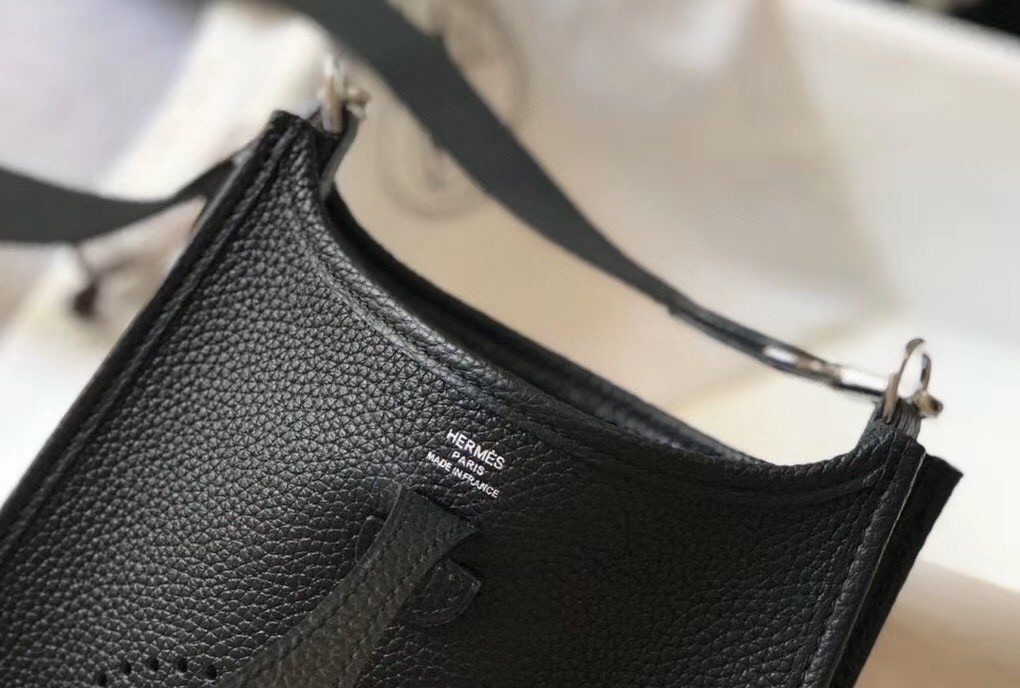 H**mes evelyne iii tpm mini bag in black clemence leather