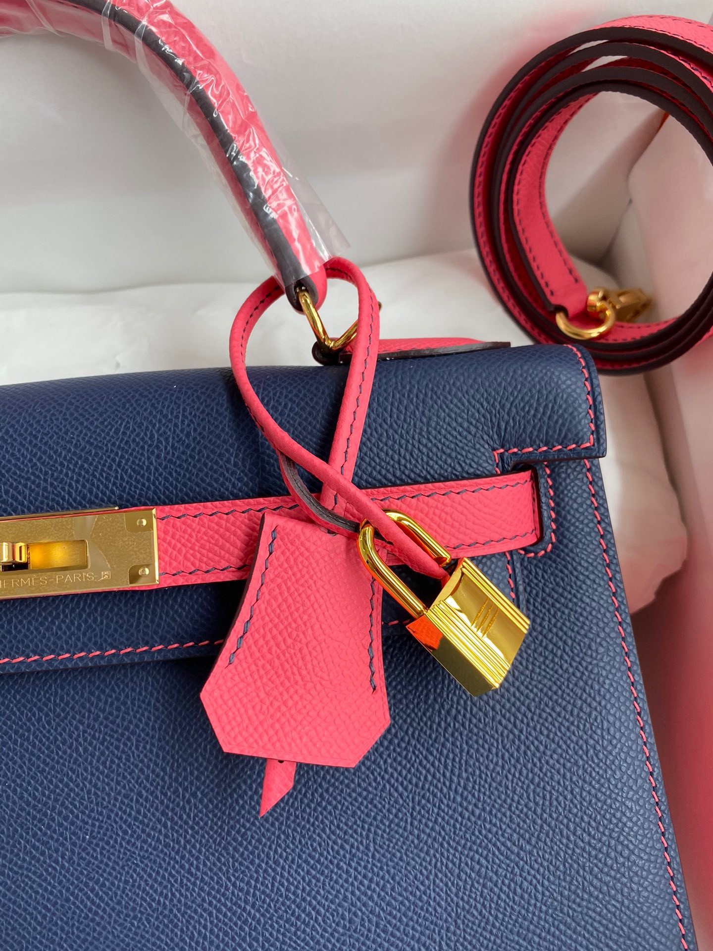 H**mes kelly sellier 28 bicolor bag in blue saphir and rose lipstick epsom calfskin