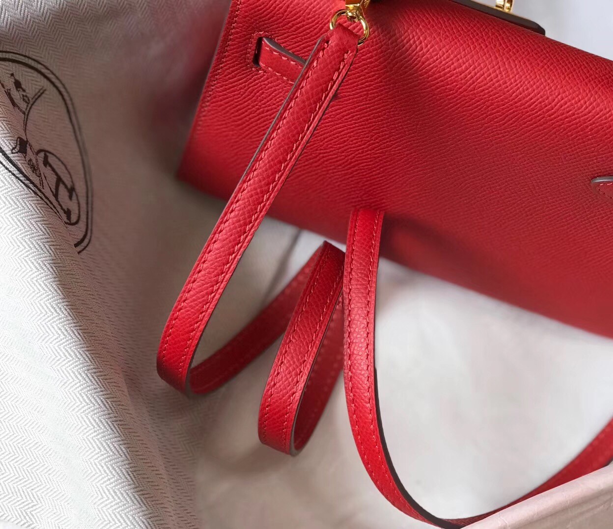 H**mes kelly mini ii bag in rouge vif epsom leather