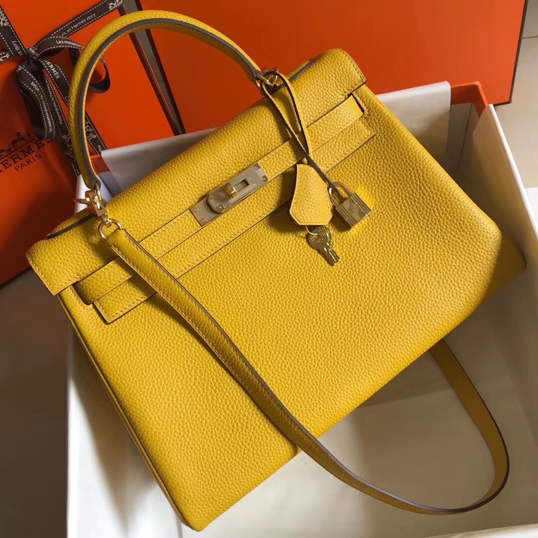 H**mes kelly 32cm retourne bag in soleil clemence leather
