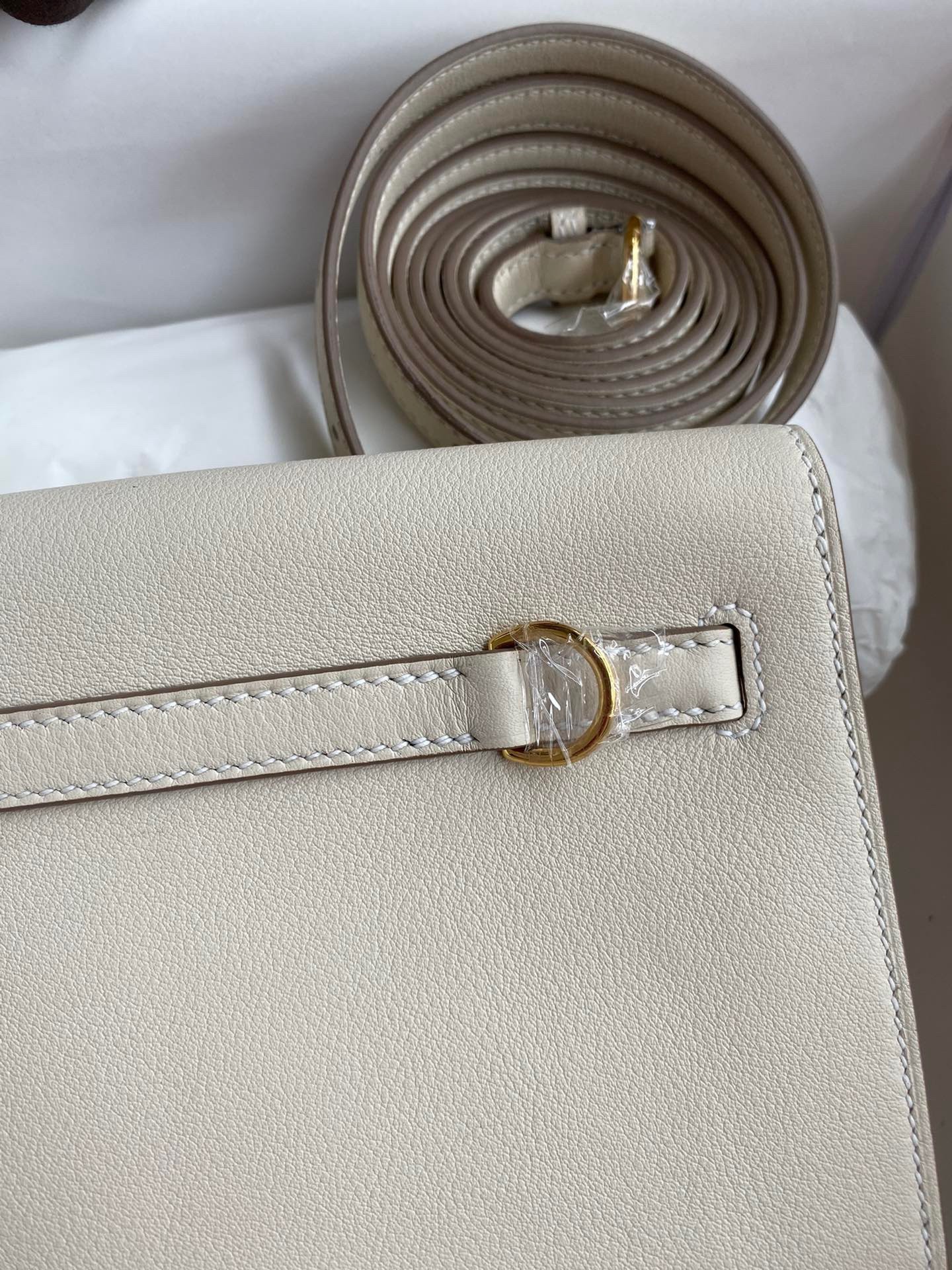 H**mes kelly danse ii handmade bag in craie evercolor calfskin