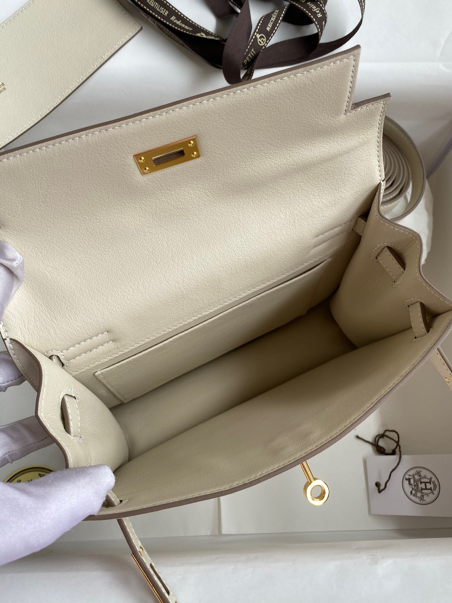 H**mes kelly danse ii handmade bag in craie evercolor calfskin