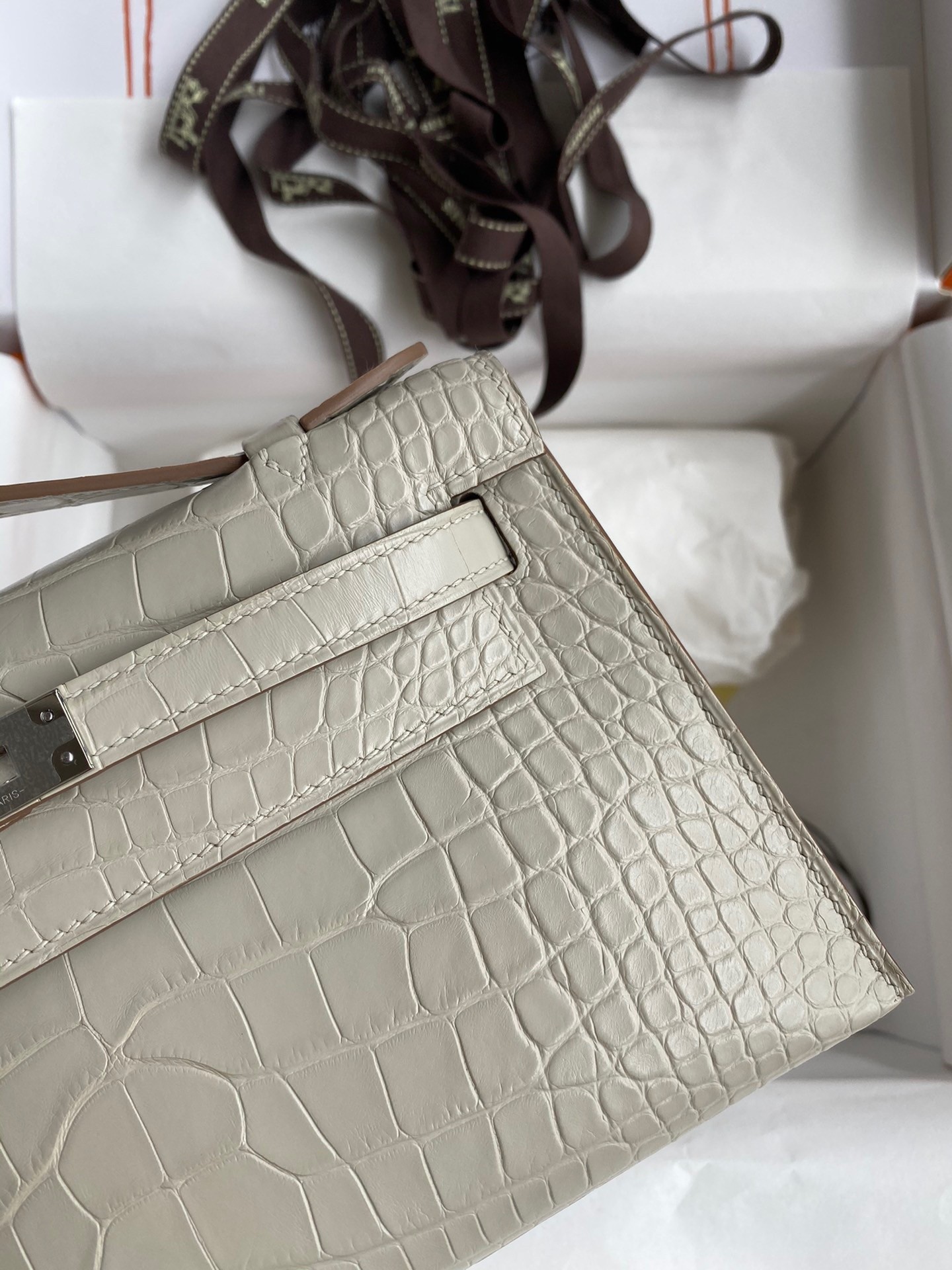 H**mes kelly pochette handmade bag in beton matte alligator leather