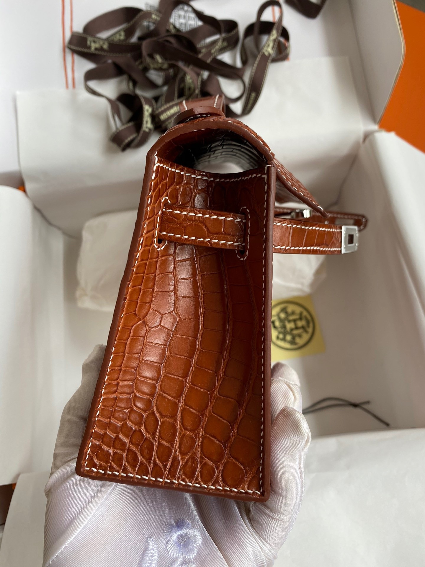 H**mes kelly pochette handmade bag in gold matte alligator leather