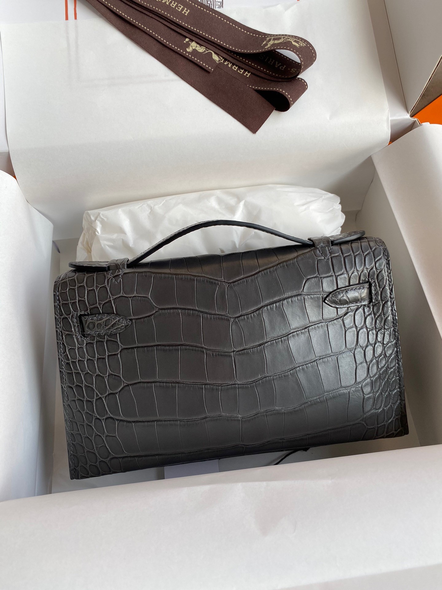 H**mes kelly pochette handmade bag in graphite matte alligator leather