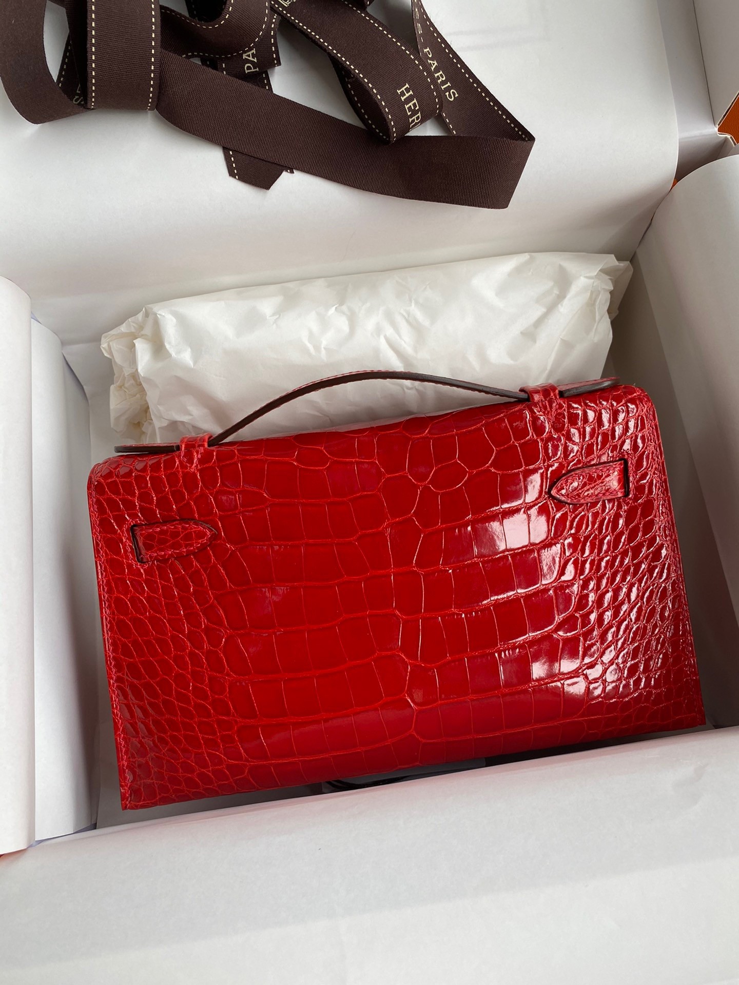 H**mes kelly pochette handmade bag in red shiny alligator leather