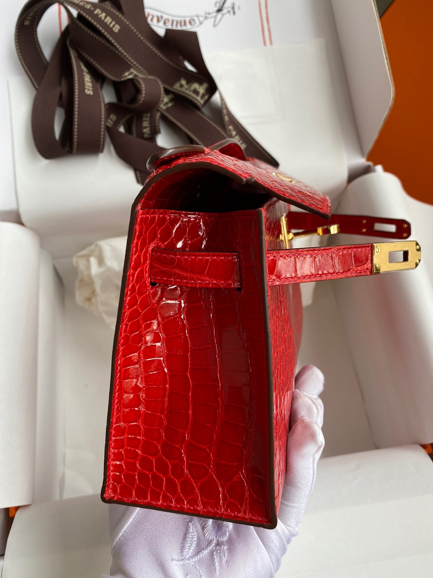H**mes kelly pochette handmade bag in red shiny alligator leather