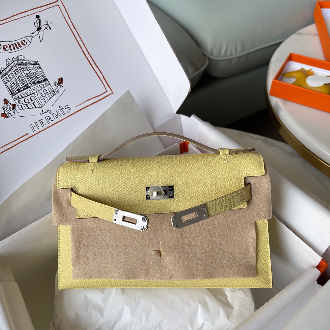 H**mes kelly pochette handmade bag in jaune poussin epsom calfskin