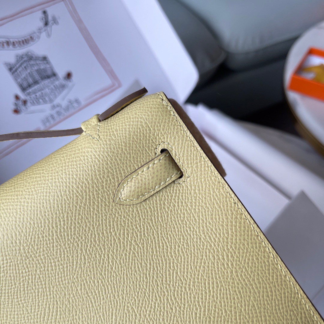 H**mes kelly pochette handmade bag in jaune poussin epsom calfskin