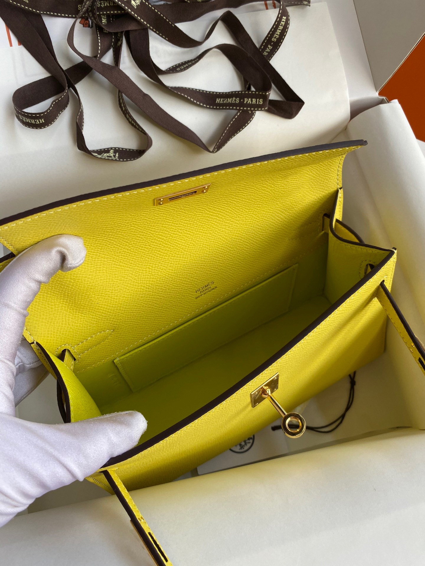 H**mes kelly pochette handmade bag in lime epsom calfskin