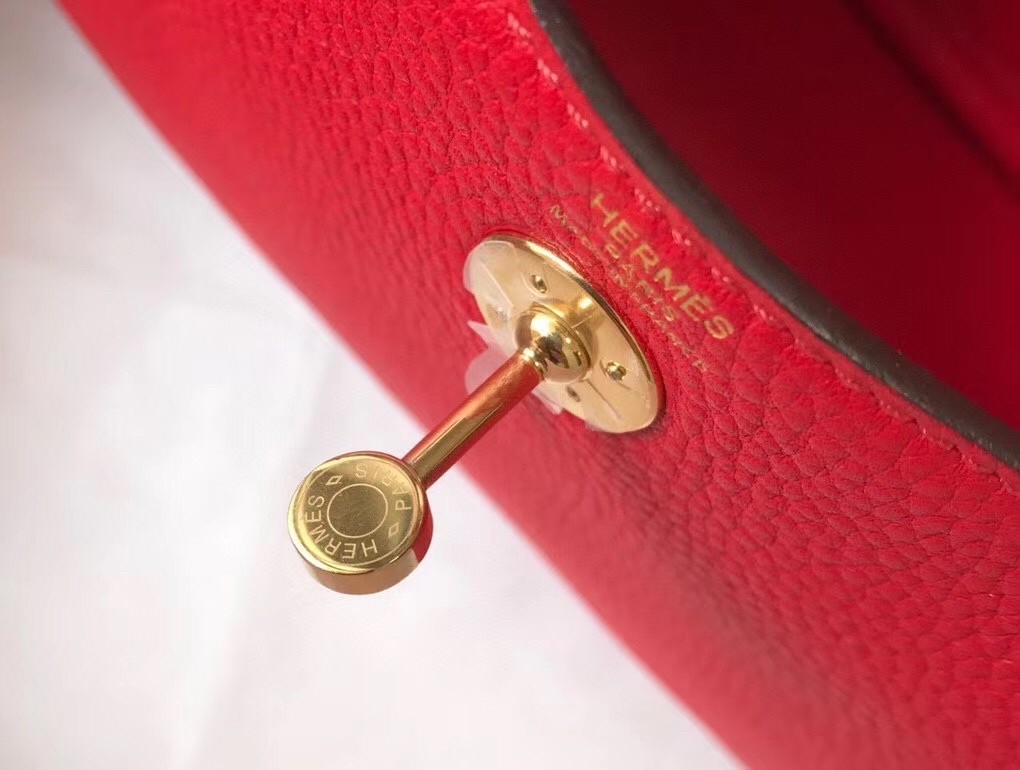 H**mes lindy mini bag in red clemence calfskin