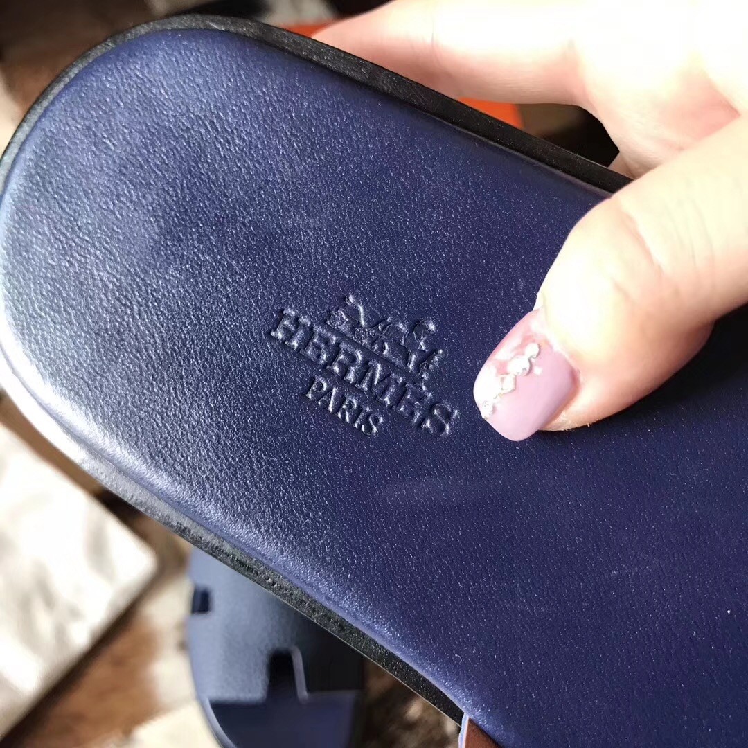 H**mes izmir sandals in navy blue clemence leather