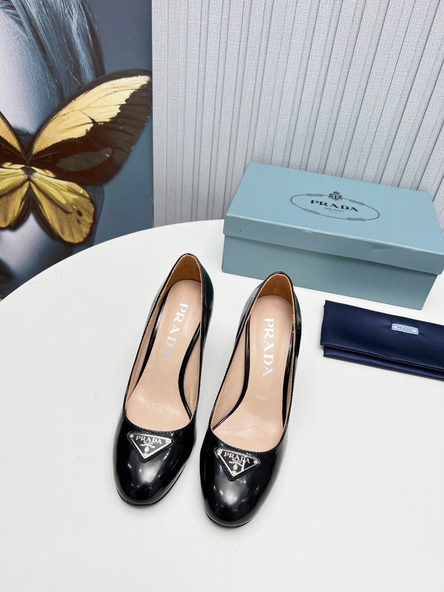 Pra*a pumps 85mm in black patent leather