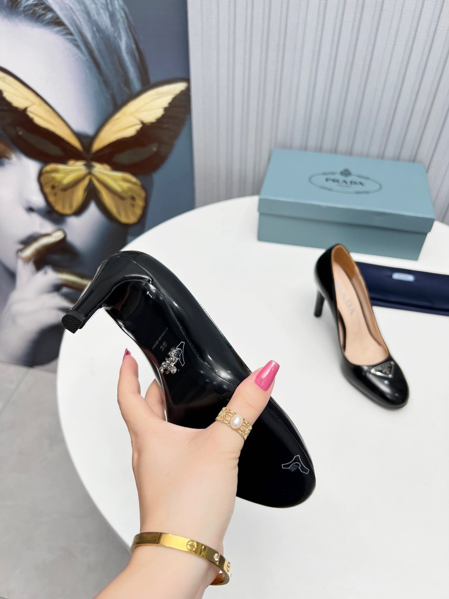 Pra*a pumps 85mm in black patent leather
