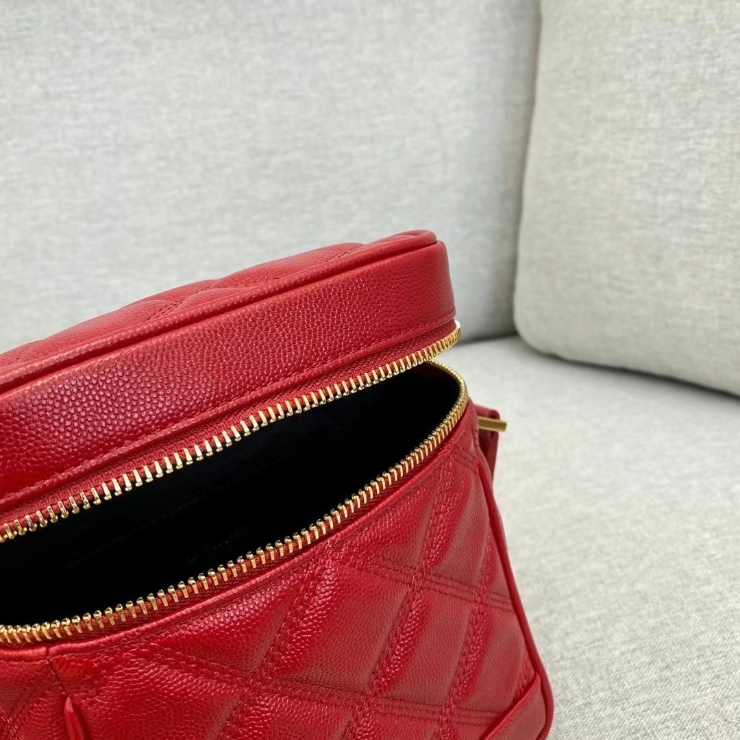 Saint Laurent 80