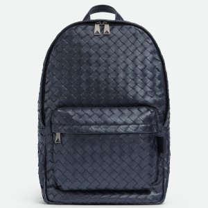 Bottega Veneta Medium Backpack In Dark Blue Intrecciato Calfskin