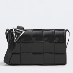 Bottega Veneta Cassett Bag In Black Wrinkled Calfskin