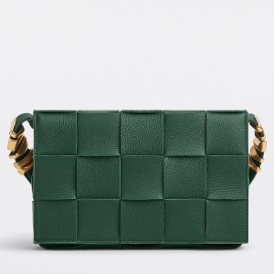 Bottega Veneta Cassette Bag In Green Grained Leather