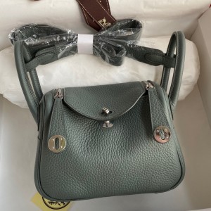 Hermes Mini Lindy Handmade Bag In Vert Amande Clemence Leather