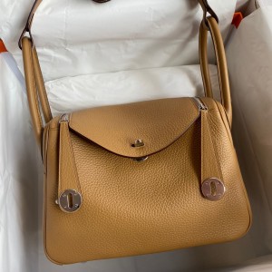 Hermes Lindy 26 Handmade Bag In Biscuit Clemence Leather