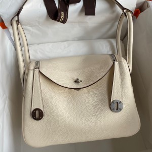 Hermes Lindy 26 Handmade Bag In Nata Clemence Leather