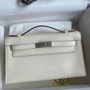 Replica Hermes Kelly Pochette Handmade Bag In Biscuit Swift Calfskin