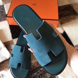 Hermes Izmir Sandals In Green Suede Leather