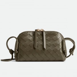 Bottega Veneta Concert Pouch in Cypress Intrecciato Lambskin