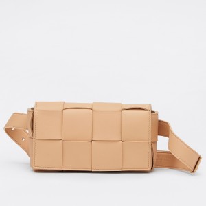 Bottega Veneta Cassette Belt Bag In Beige Intrecciato Leather