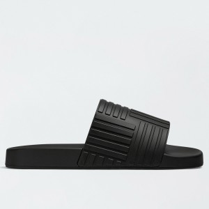 Bottega Veneta Slider Sildes In Black Rubber 