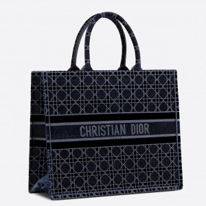 Fake diorama new arrivals bag