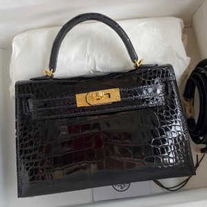 Hermes Kelly Mini II Sellier Handmade Bag In Black Shiny Alligator Leather