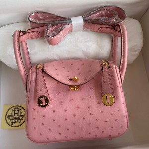 Hermes Mini Lindy Handmade Bag In Rose Sakura Ostrich Leather 