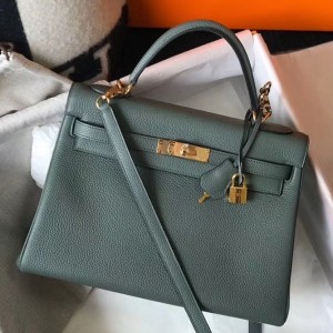 Hermes Kelly 32cm Retourne Bag In Vert Amande Clemence Leather